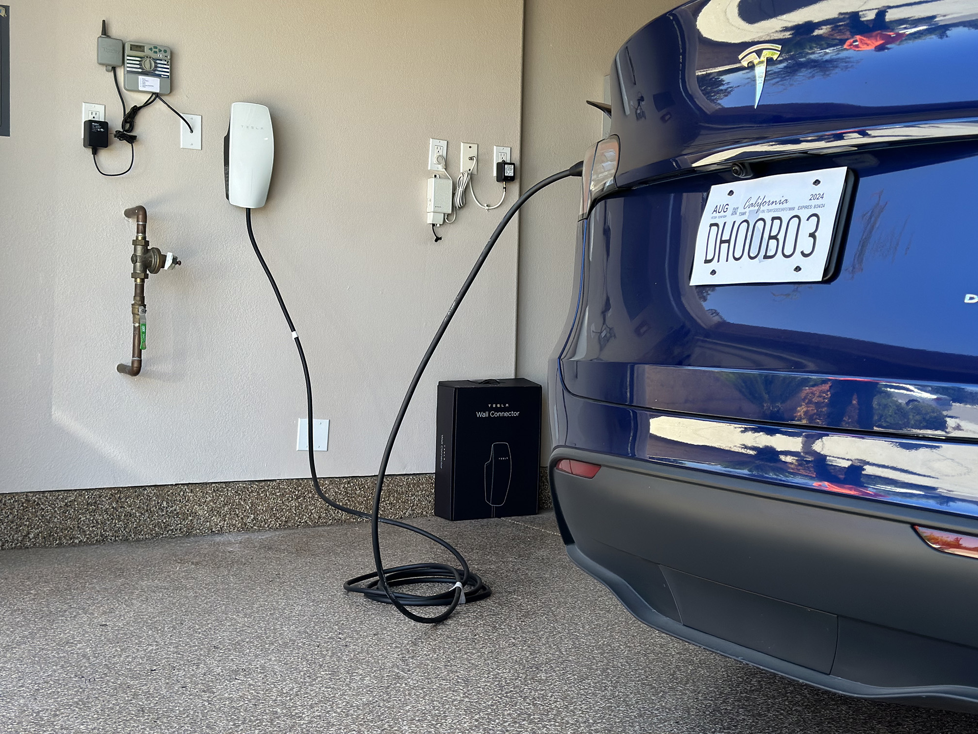 Tesla wall connector EV charger garage installation Atascadero CA 93422